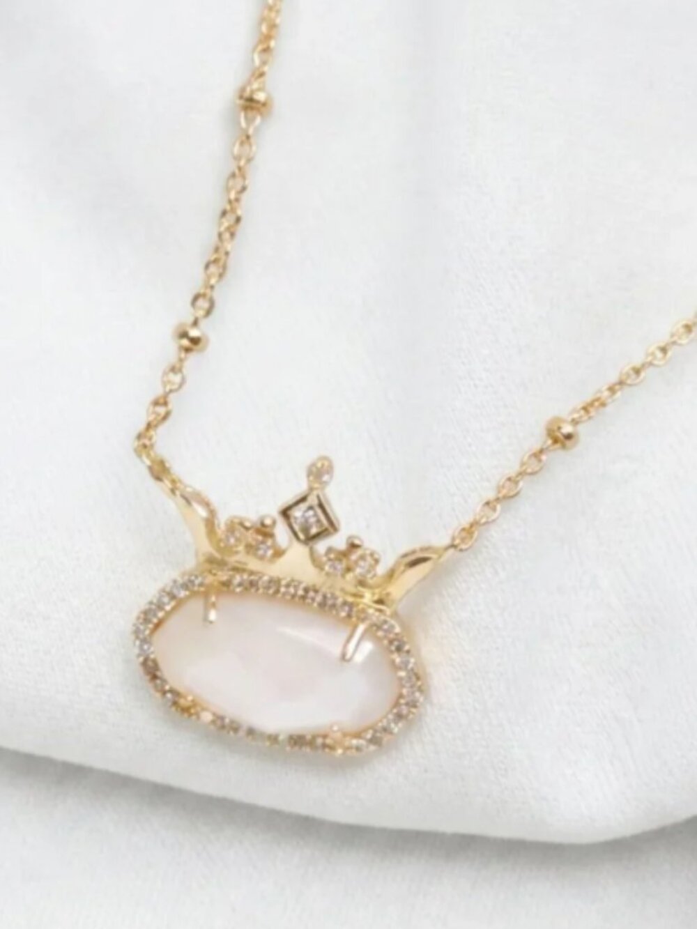 Disney x Kendra Scott Crown White Mother of Pearl Pendant Gold Necklace - Picture 2 of 2